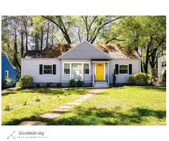 $1,068 / 3br - You don’t want to miss this lovely three bedroom, two bathroom home!!